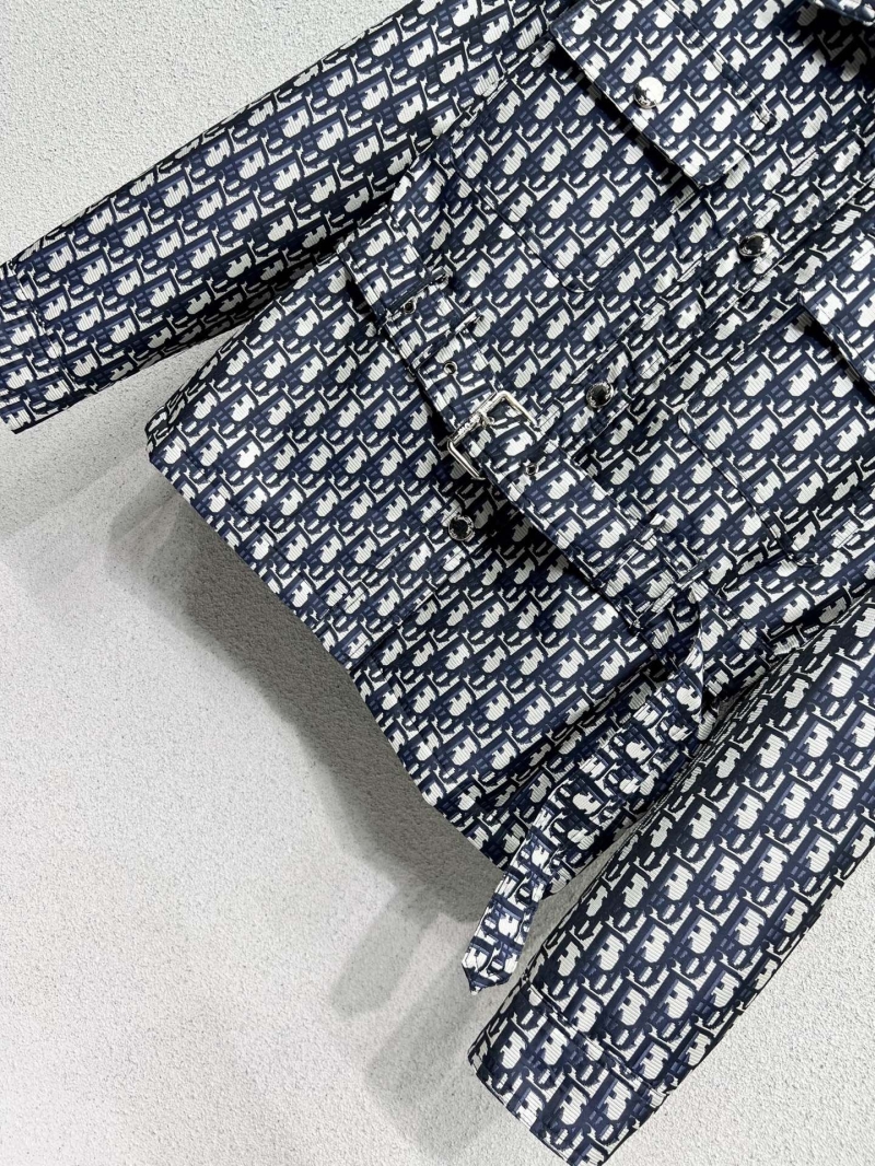 chr1st1an D10r outwear